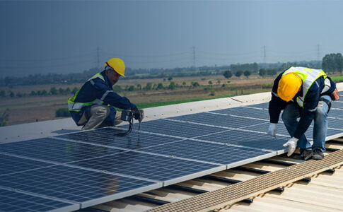 Preventing the top 5 injuries on solar construction sites