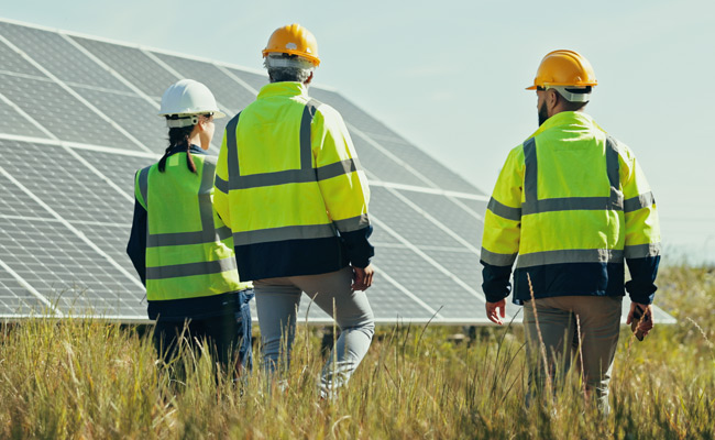 What Does RenewableWorks Do? [Video] - RenewableWorks